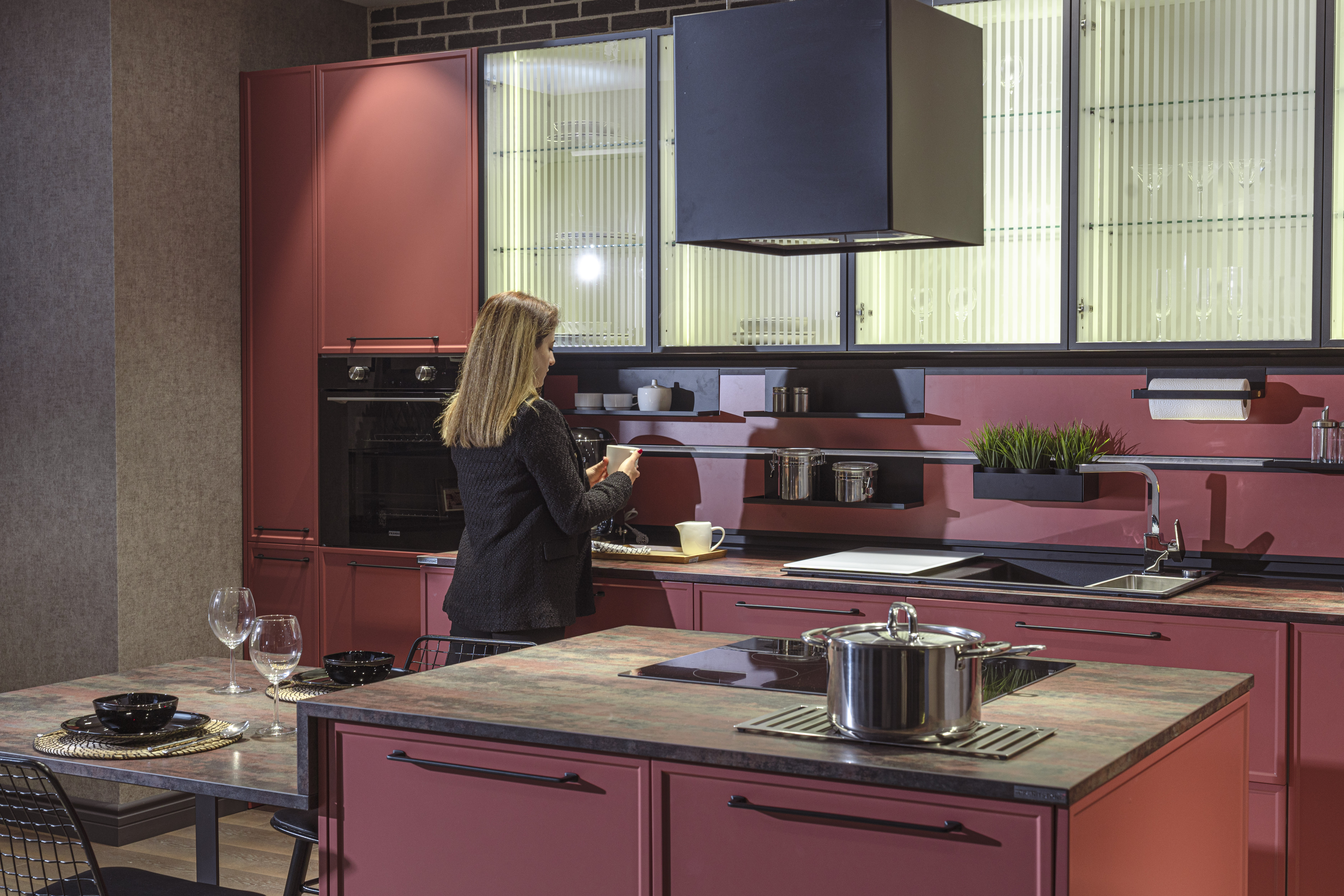 küçük mutfaklar için mutfak dolabı modelleri